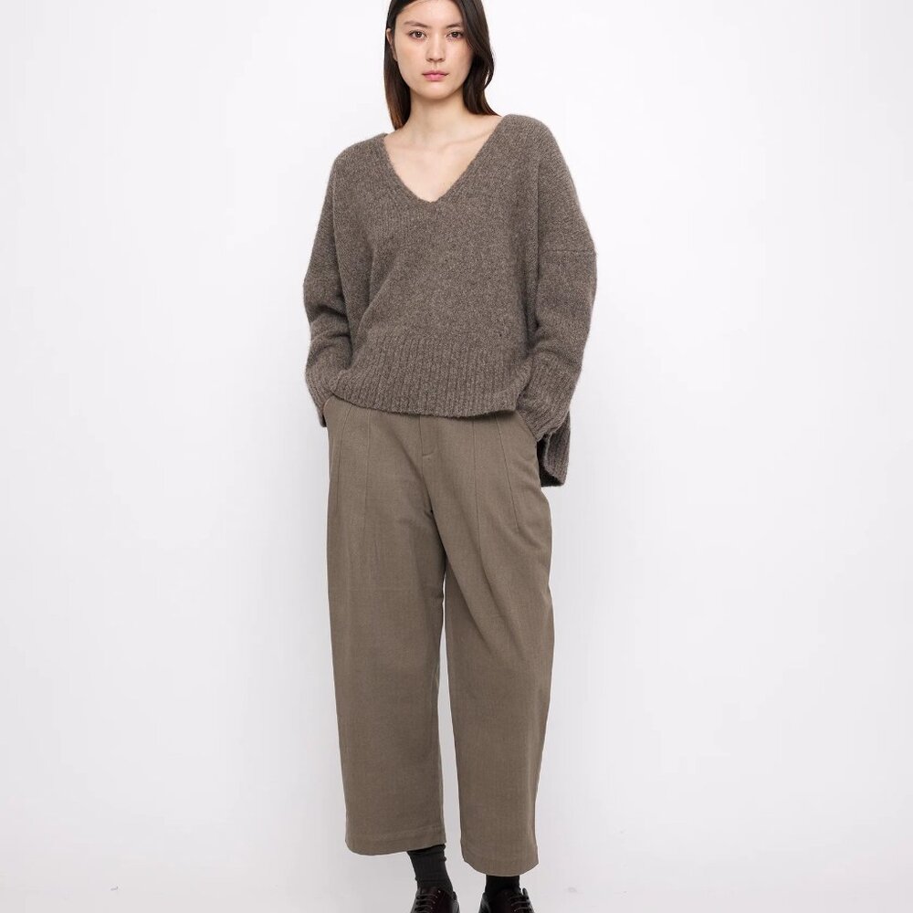 7115 by Szeki Chunky V-Neck sz S